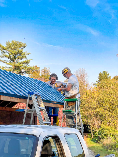 Roof tin